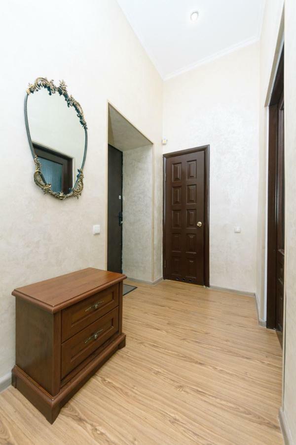 Apartment On Saksahanskoho Street Киев Экстерьер фото
